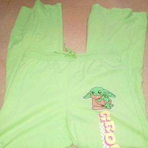STAR WARS YODA LADIES WOMENS MEDIUM MED M FLARE YOGA PANTS LOUNGEWEAR